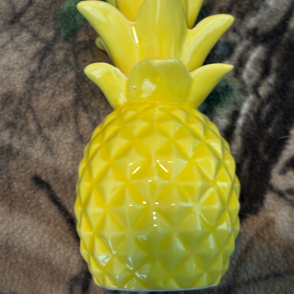 Yellow Pineapple Ceramic Decor